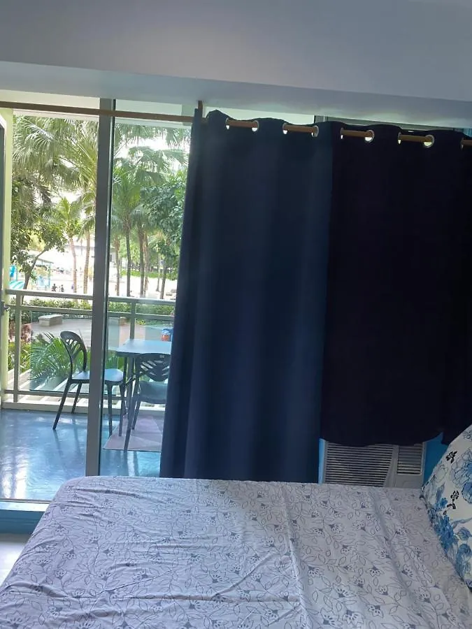 Azure Deluxe Beachview Manila 0*,  Philippines
